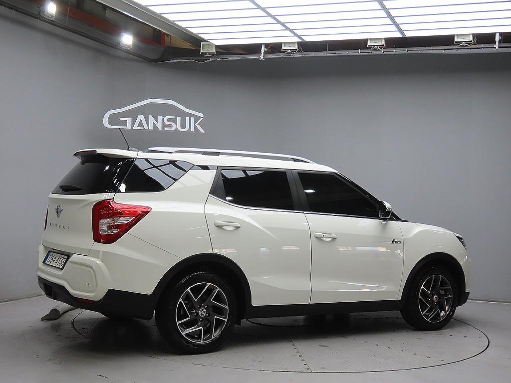 Ssangyong Tivoli - Vista 7