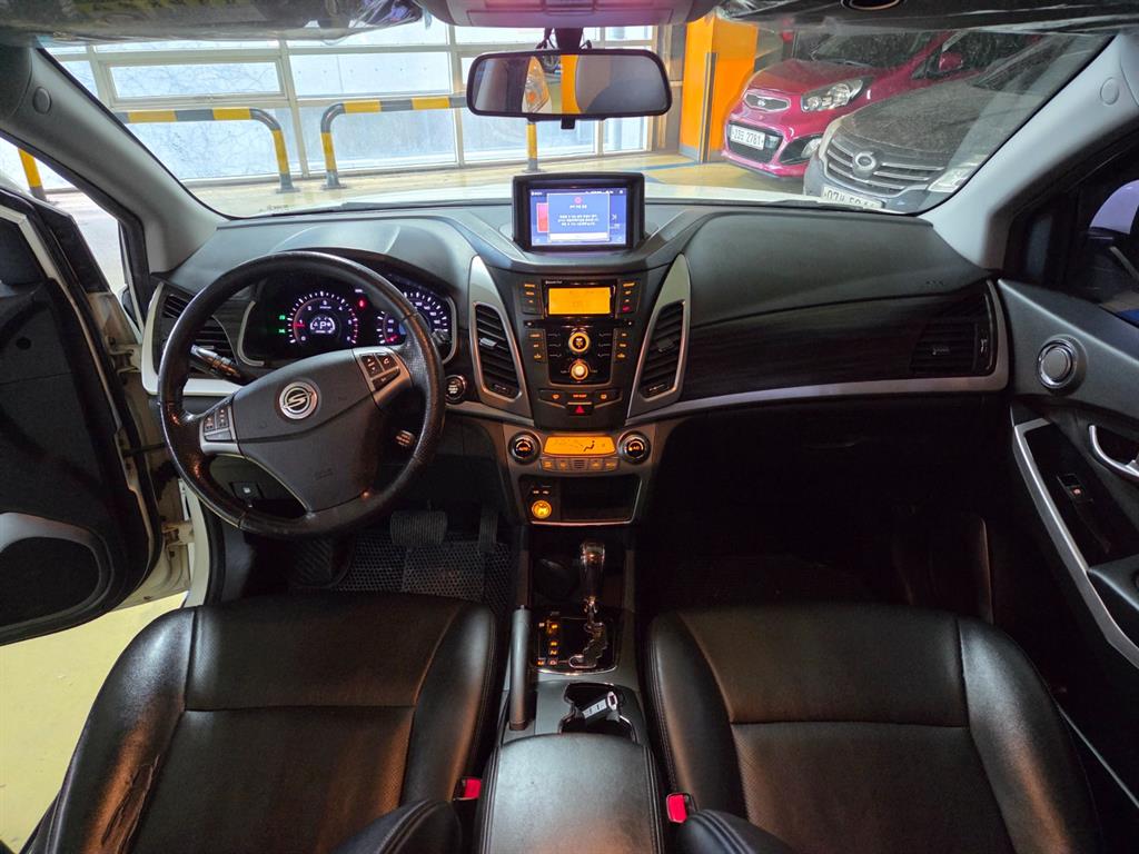 Ssangyong Korando - Vista 8