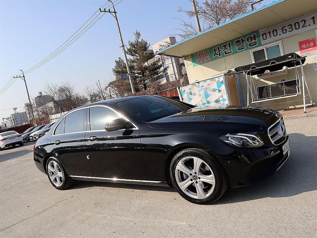Mercedes Benz E class 2018 Negro - Importación desde Corea - HF Imports Iquique - Foto 20