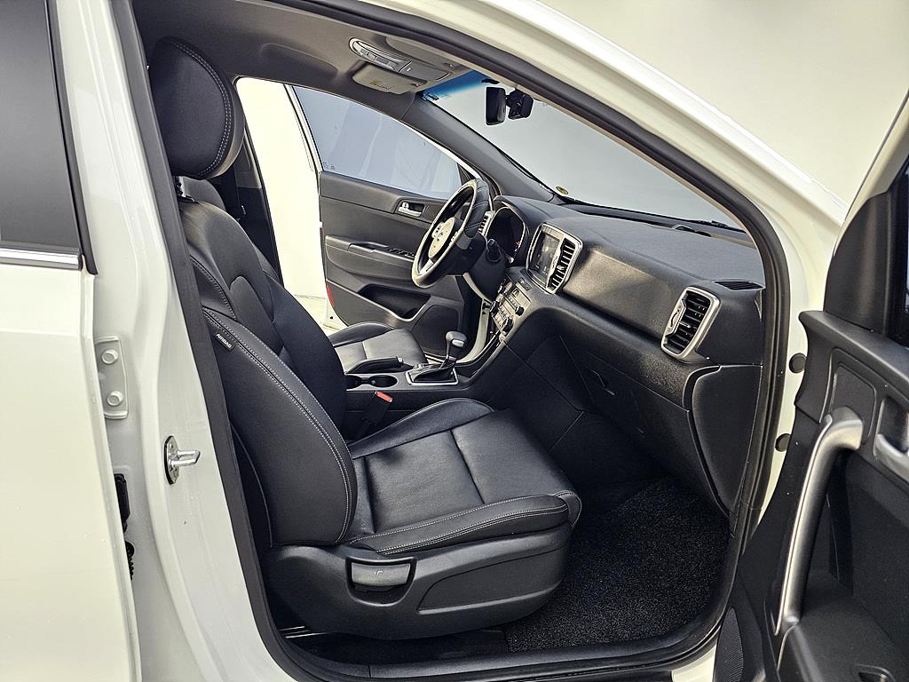 KIA Sportage - Vista 11