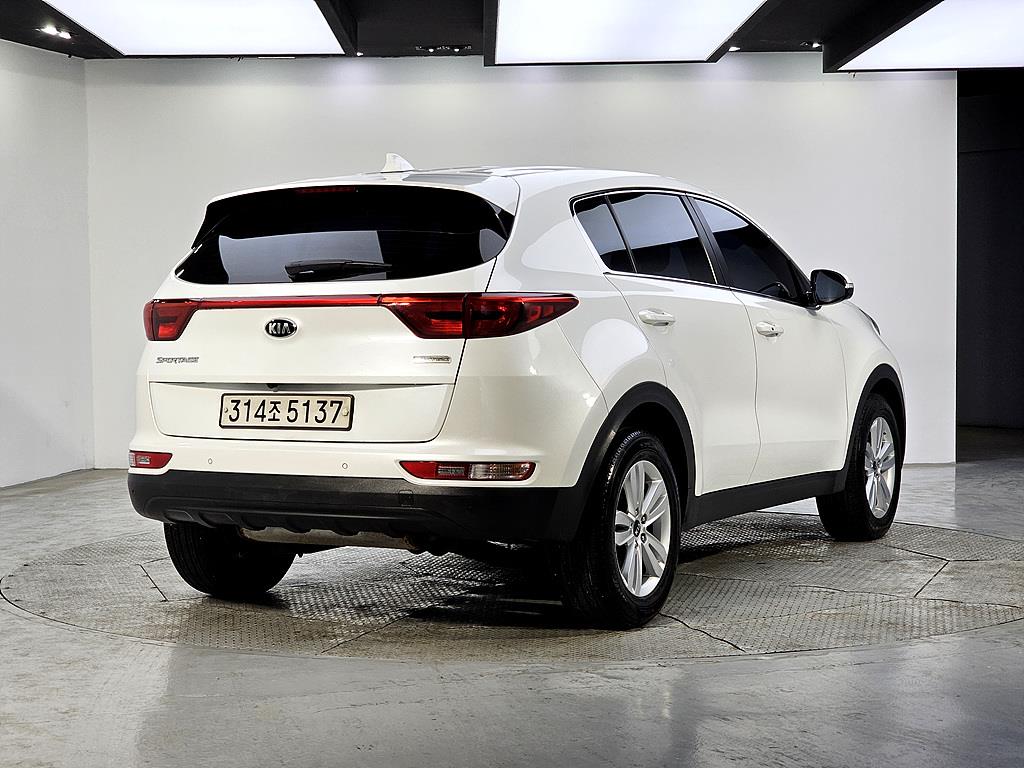 KIA Sportage - Vista 4