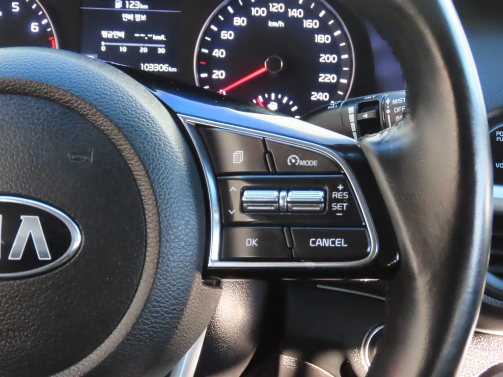 KIA K3 2019 Blanco - Importación desde Corea - HF Imports Iquique - Foto 12