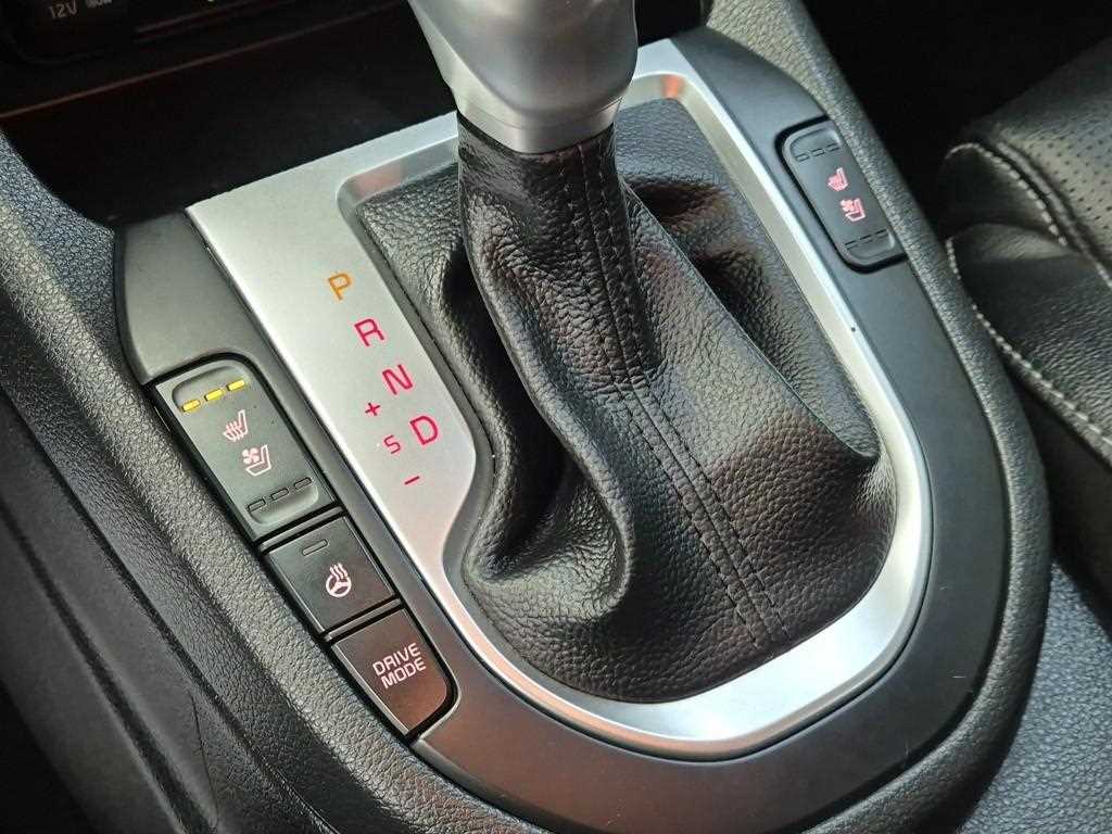 KIA K3 2022 Blanco - Importación desde Corea - HF Imports Iquique - Foto 16