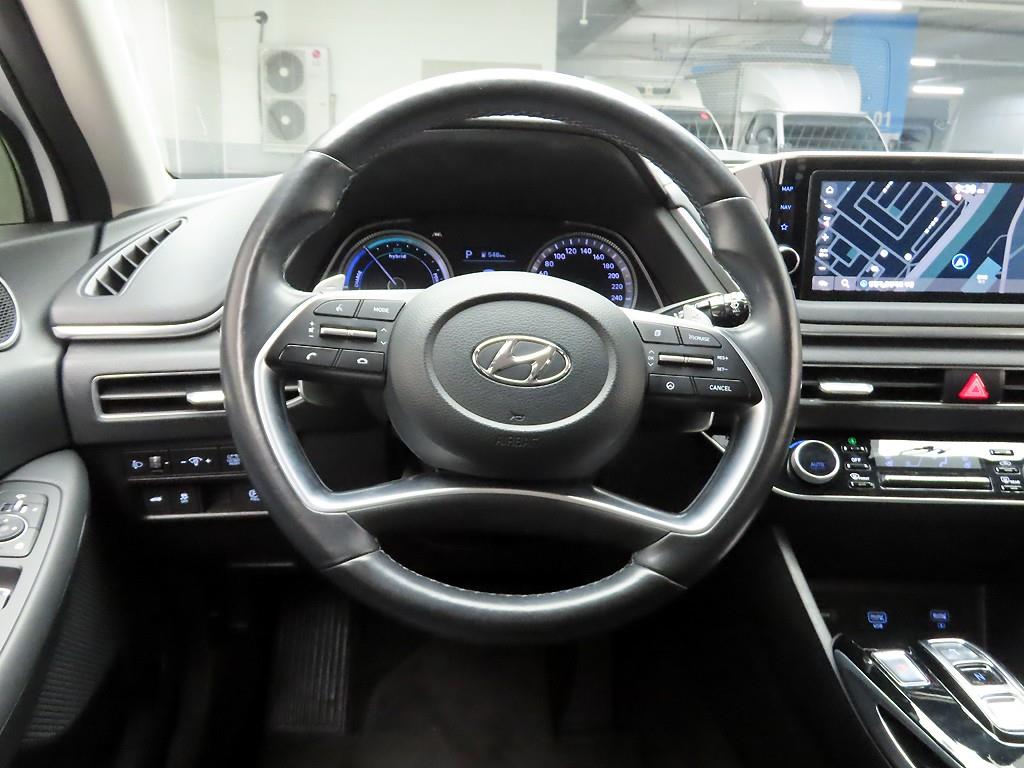 HYUNDAI Sonata - Vista 8