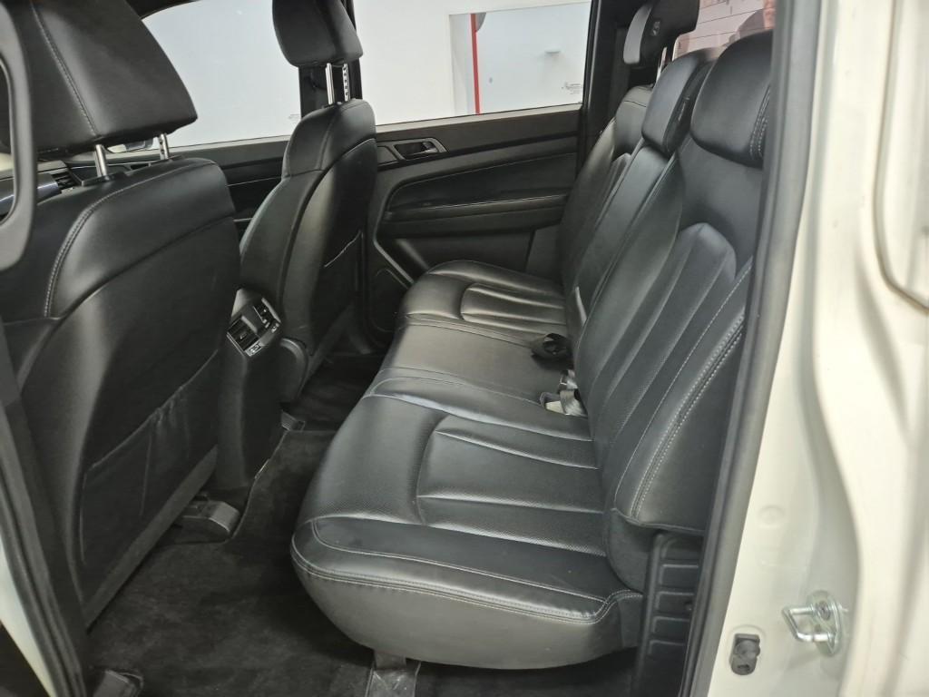 Ssangyong Rexton - Vista 12