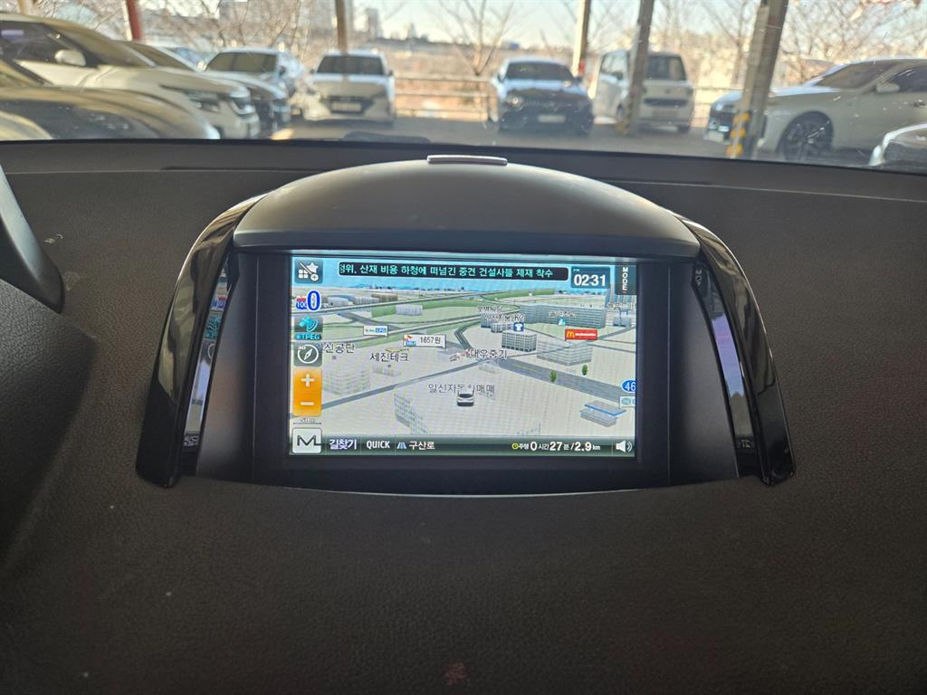 SAMSUNG QM5 - Vista 9