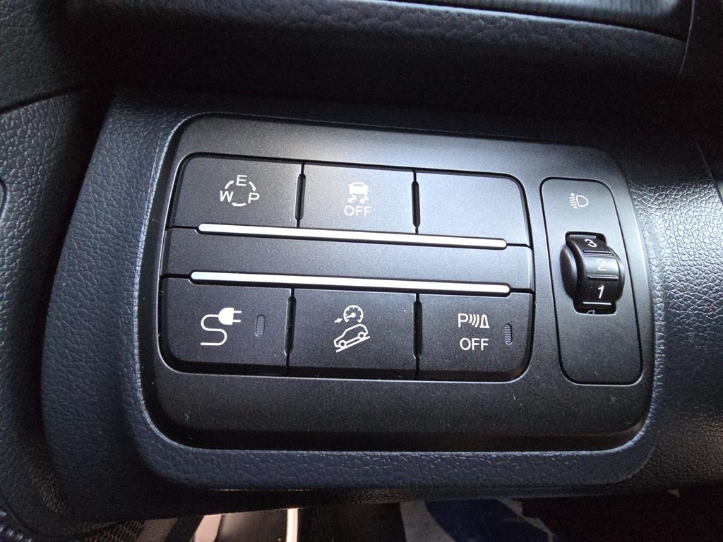 Ssangyong Tivoli 2019 Blanco - Importación desde Corea - HF Imports Iquique - Foto 16