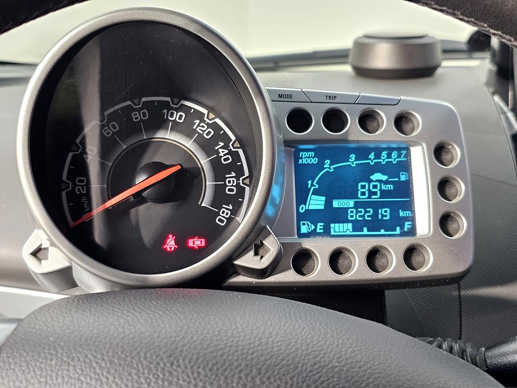 Chevrolet Spark - Vista 7