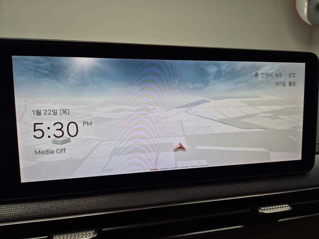 Genesis GV60 2022 Blanco - Importación desde Corea - HF Imports Iquique - Foto 13