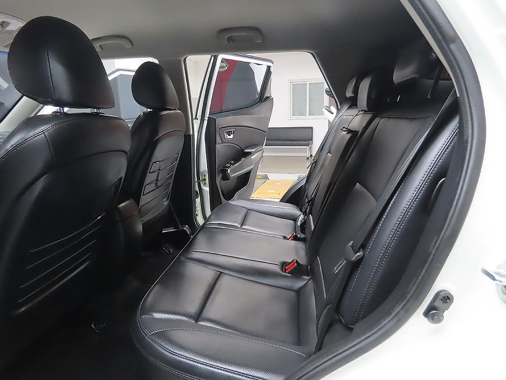 Ssangyong Tivoli 2022 Blanco - Importación desde Corea - HF Imports Iquique - Foto 10