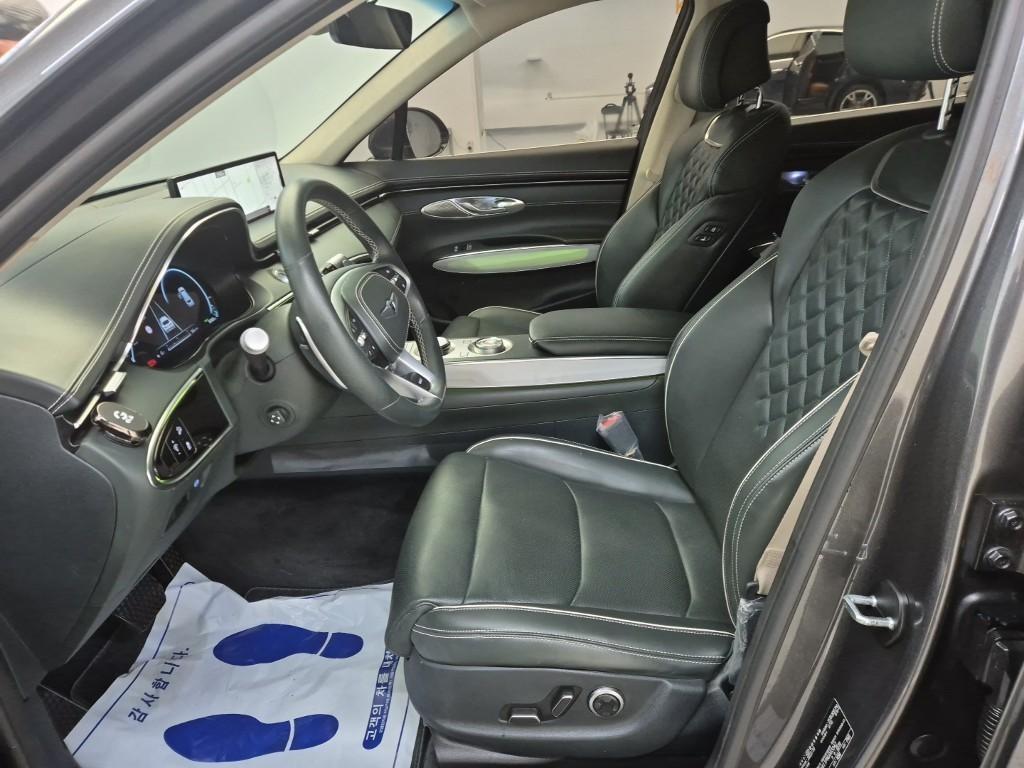 Genesis GV70 - Vista 10