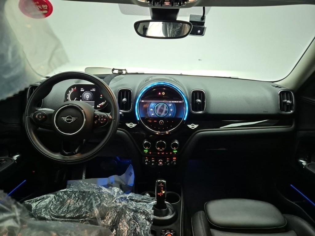 Mini Countryman - Vista 7