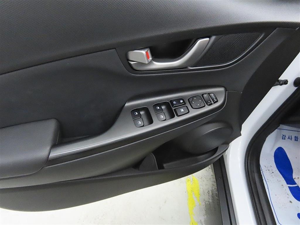 HYUNDAI Kona 2020 Blanco - Importación desde Corea - HF Imports Iquique - Foto 13