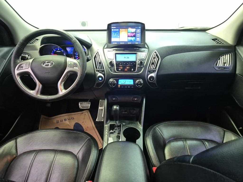 HYUNDAI Tucson - Vista 7