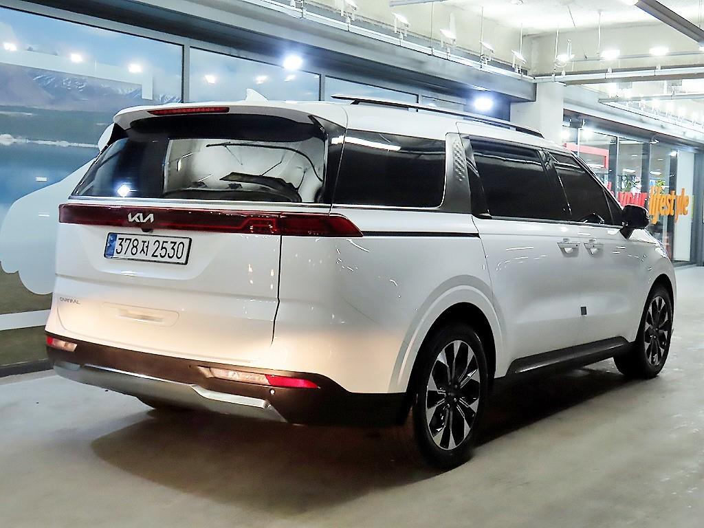 KIA Carnival - Vista 4