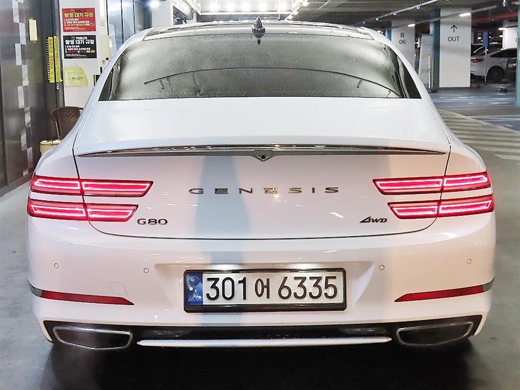 Genesis G80 - Vista 5