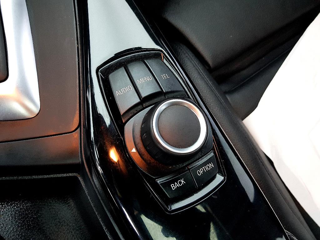 BMW 1 series 2016 Azul - Importación desde Corea - HF Imports Iquique - Foto 13