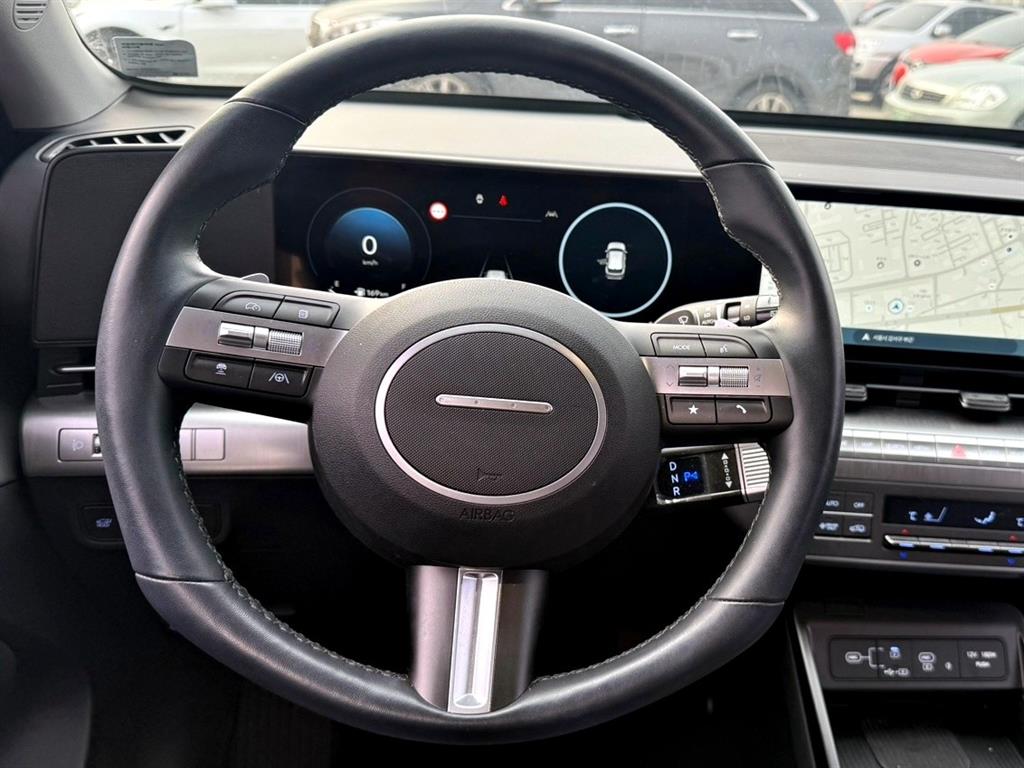 HYUNDAI Kona - Vista 9