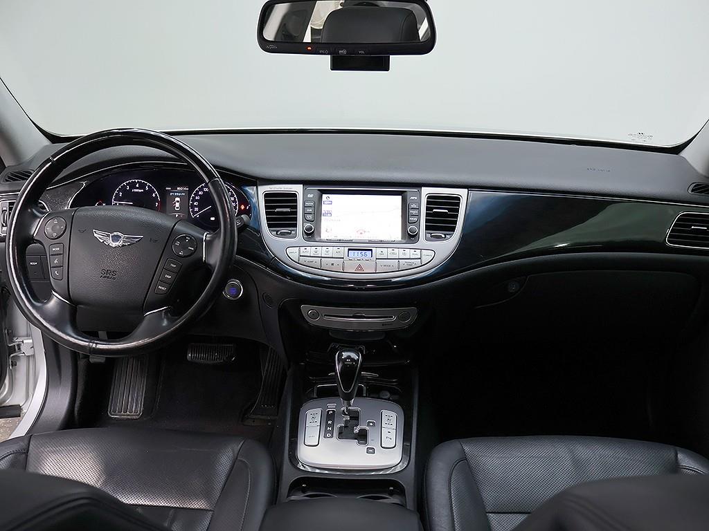 HYUNDAI Genesis - Vista 9