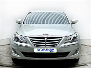 HYUNDAI Genesis - Vista 2