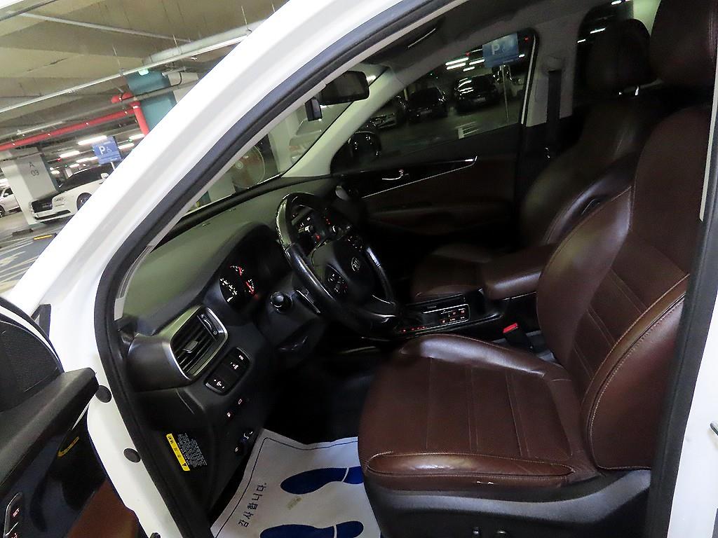 KIA Sorento - Vista 6