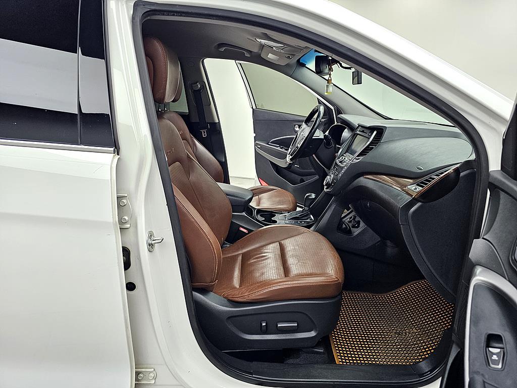 HYUNDAI Maxcruz - Vista 11