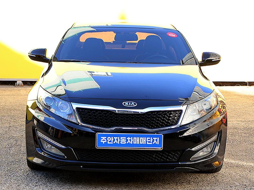 KIA K5 2011 Negro - Importación desde Corea - HF Imports Iquique - Foto 1
