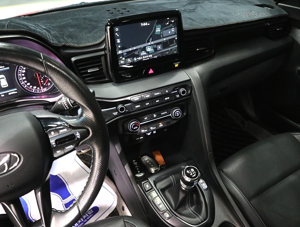 HYUNDAI Veloster - Vista 11