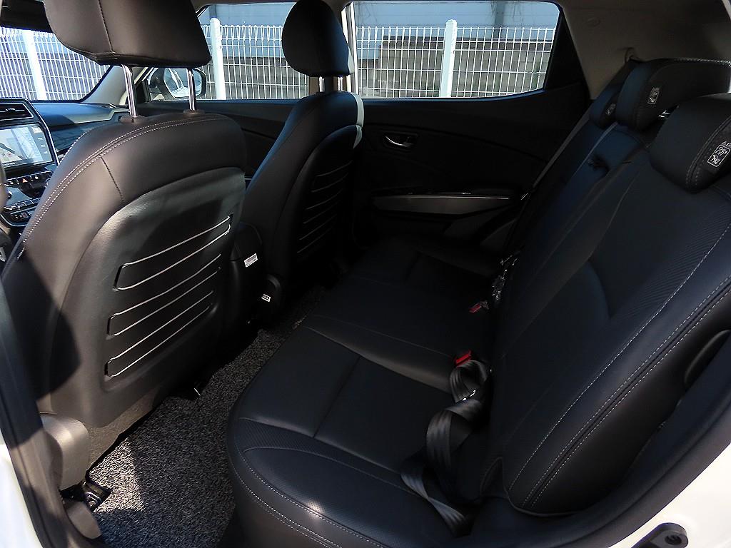 Ssangyong Tivoli - Vista 6