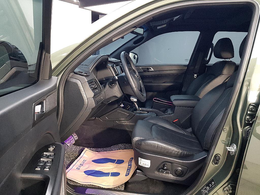 Ssangyong Rexton - Vista 7