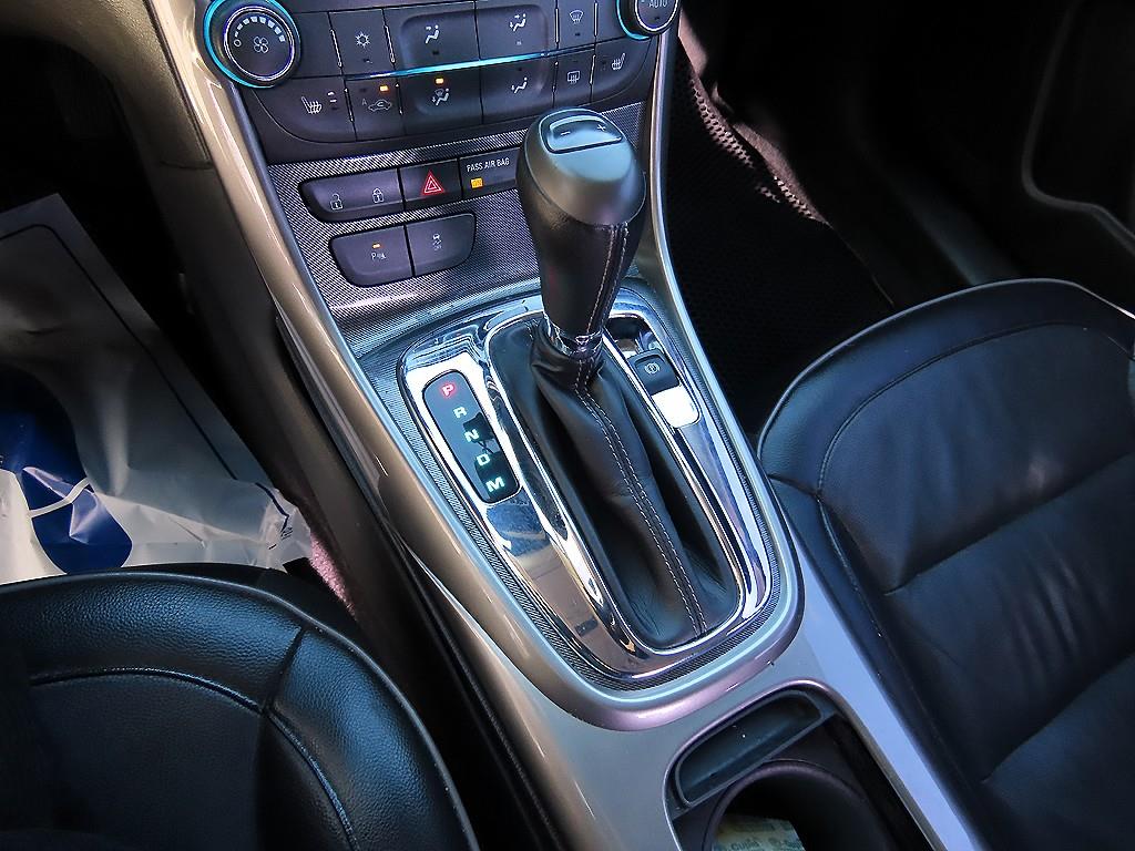 Chevrolet Malibu - Vista 10