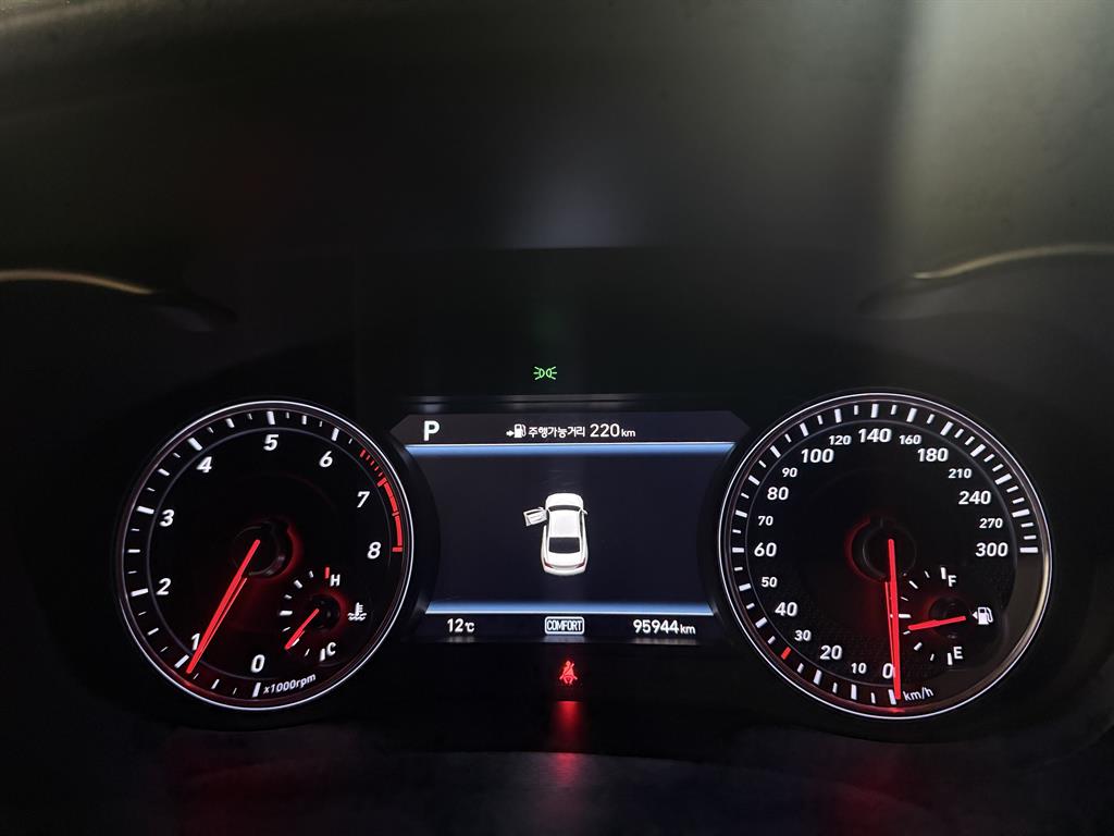 Genesis G70 - Vista 11