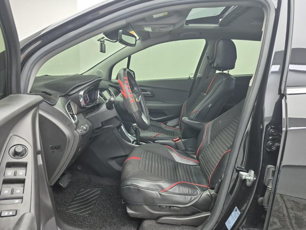 Chevrolet Trax - Vista 11