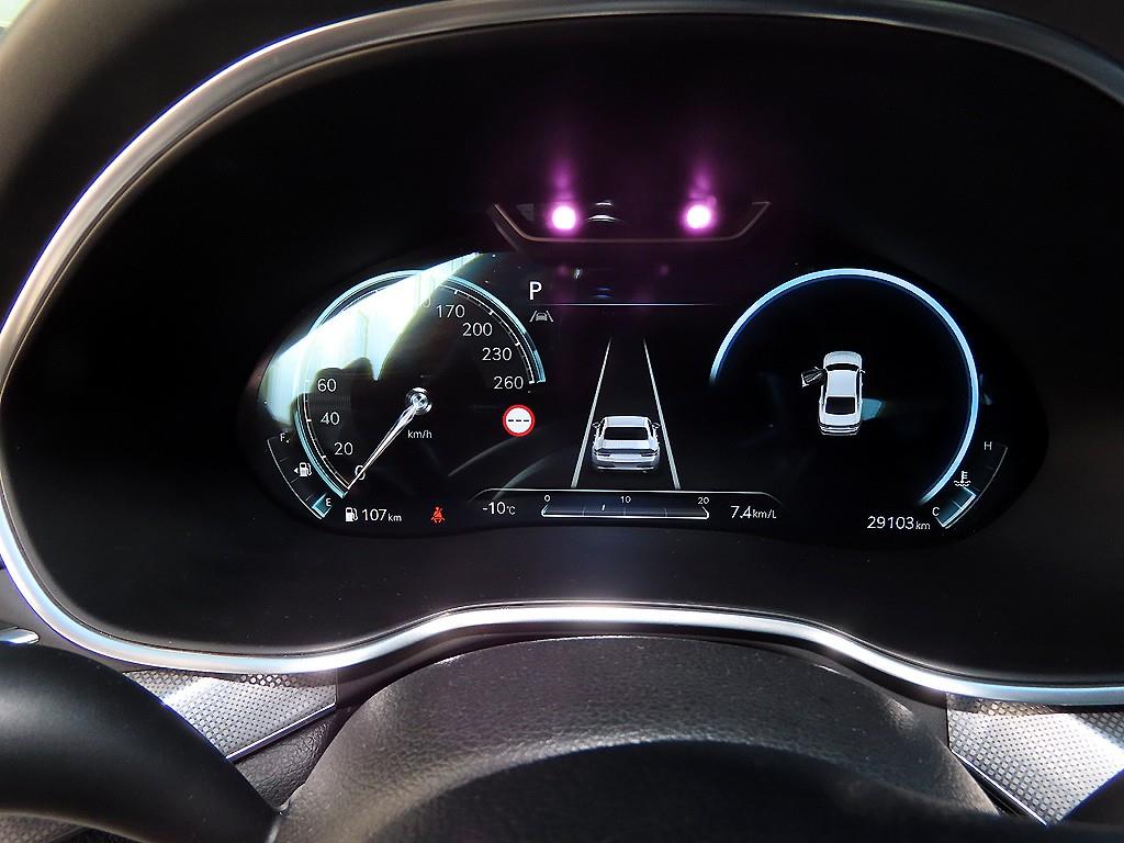 Genesis G80 - Vista 9