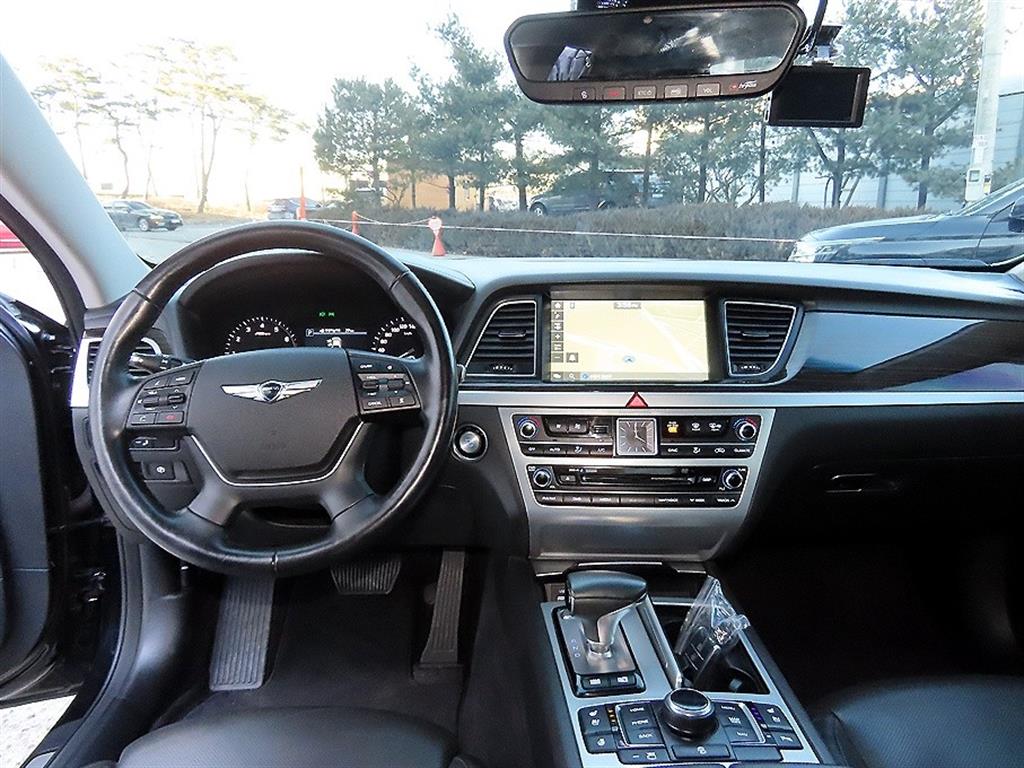 Genesis G80 - Vista 7