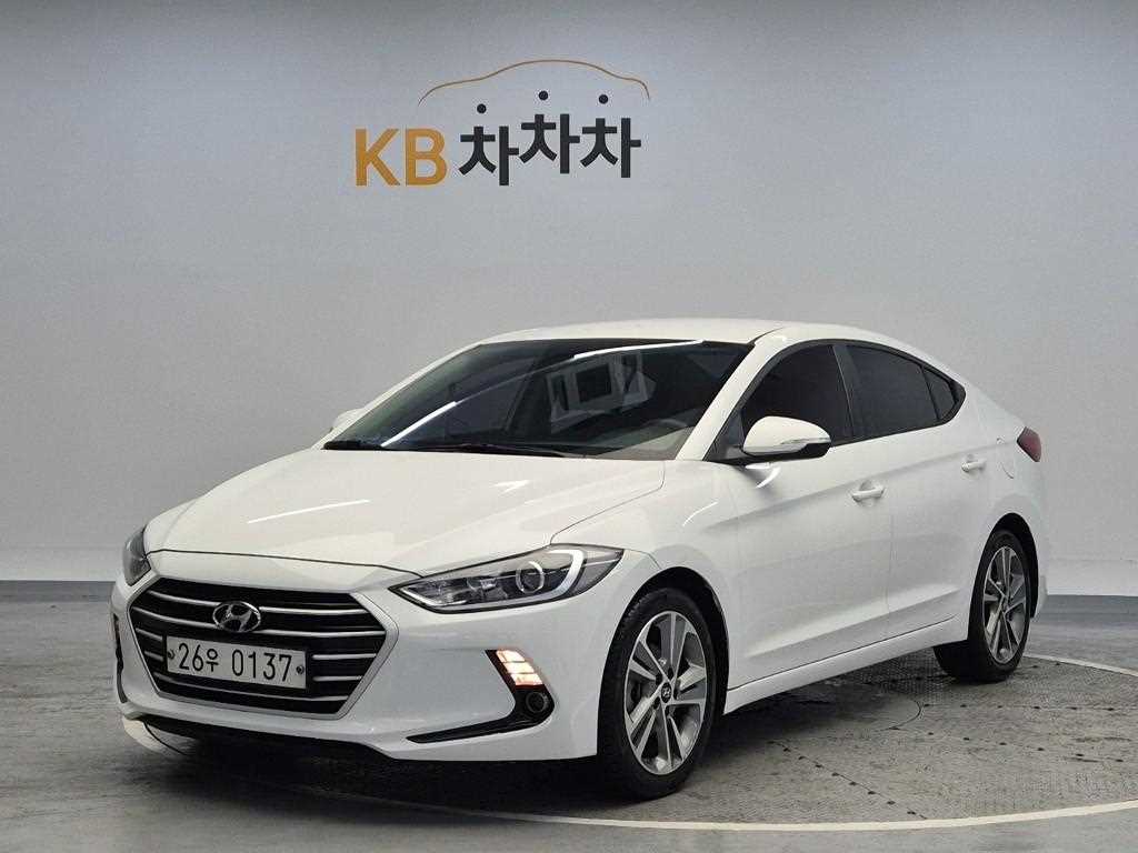 HYUNDAI Avante 2017 Blanco - Importación desde Corea - HF Imports Iquique - Foto 1