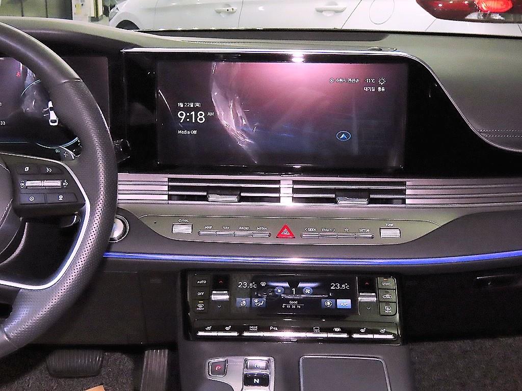 HYUNDAI Grandeur - Vista 11