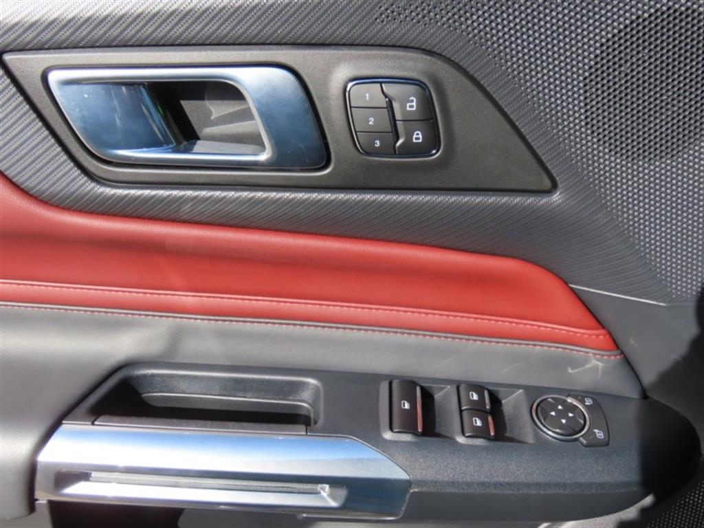 Ford Mustang 2024 skyblue - Importación desde Corea - HF Imports Iquique - Foto 13