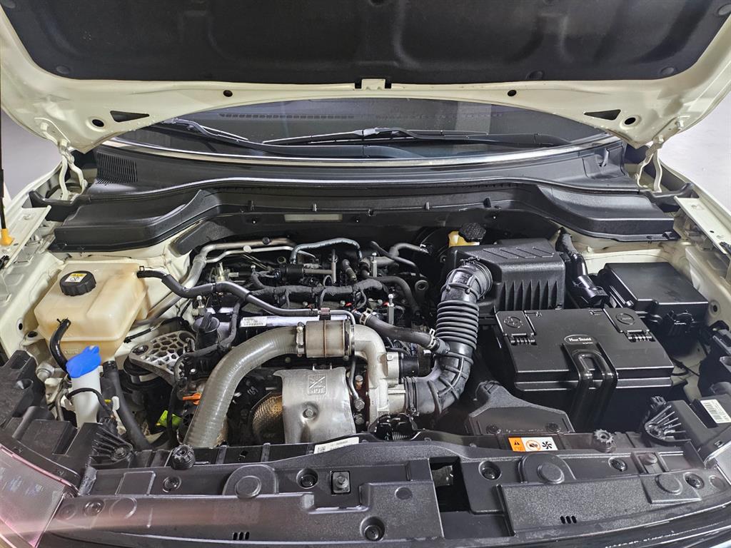 Ssangyong Tivoli 2021 Blanco - Importación desde Corea - HF Imports Iquique - Foto 18