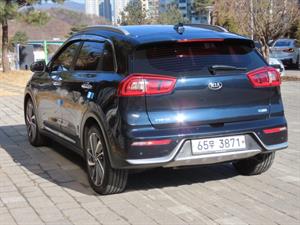 KIA Niro - Vista 8