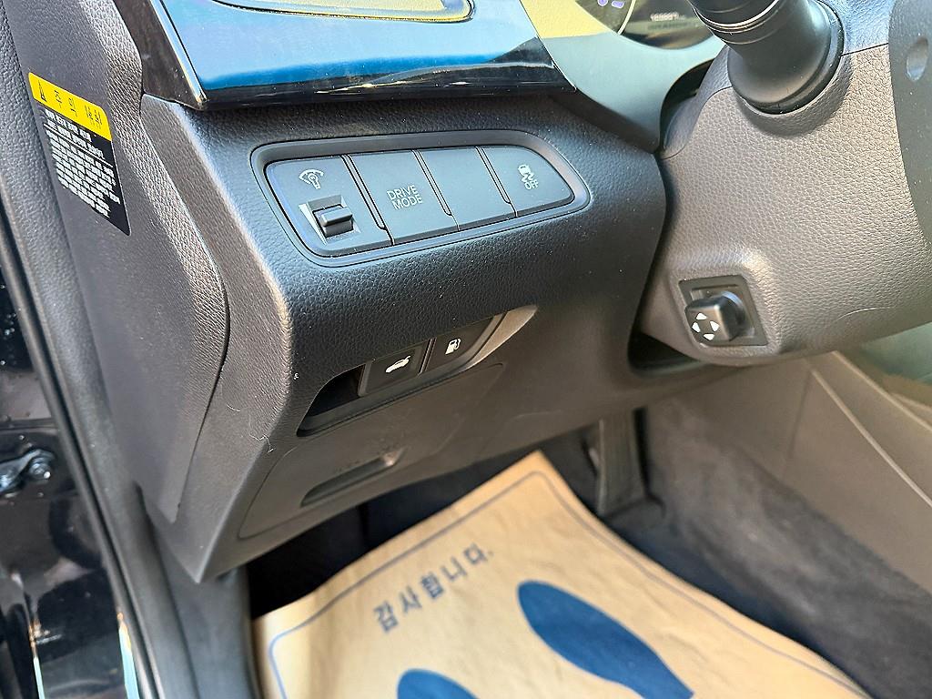 HYUNDAI Grandeur 2015 Negro - Importación desde Corea - HF Imports Iquique - Foto 13