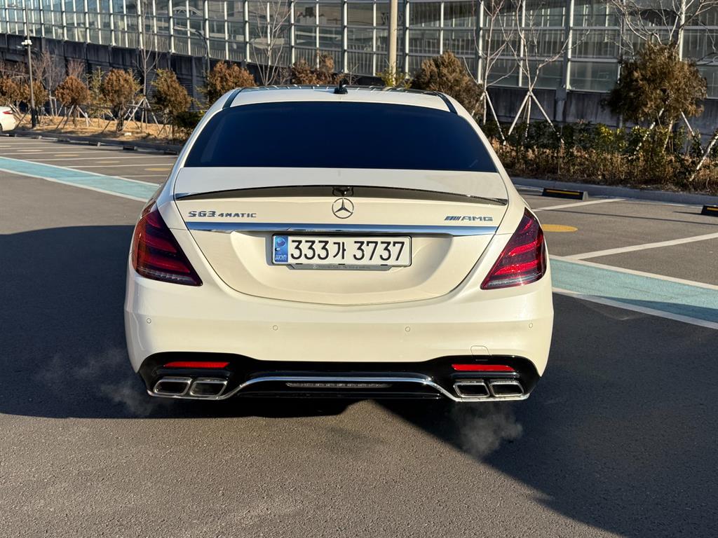 Mercedes Benz S Class - Vista 12