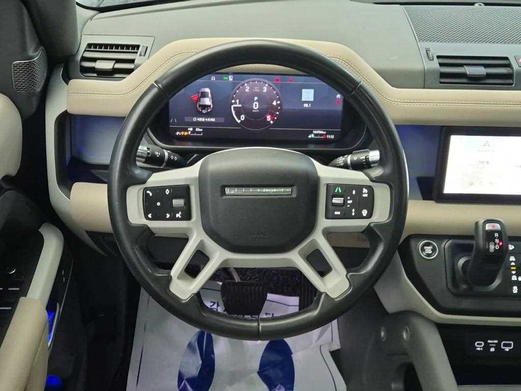 Land Rover Defender - Vista 9