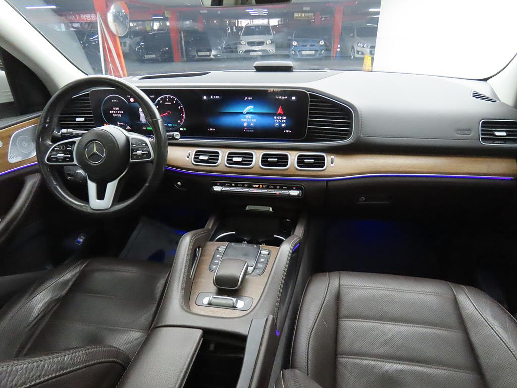 Mercedes Benz GLE Class - Vista 5