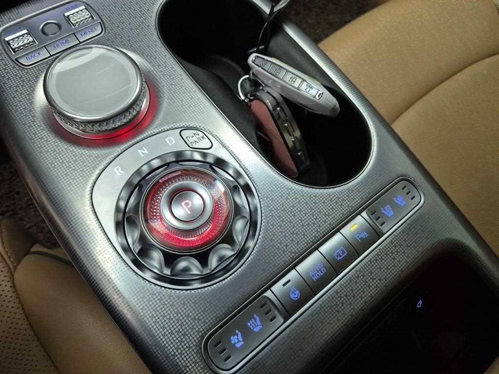 Genesis GV60 - Vista 8