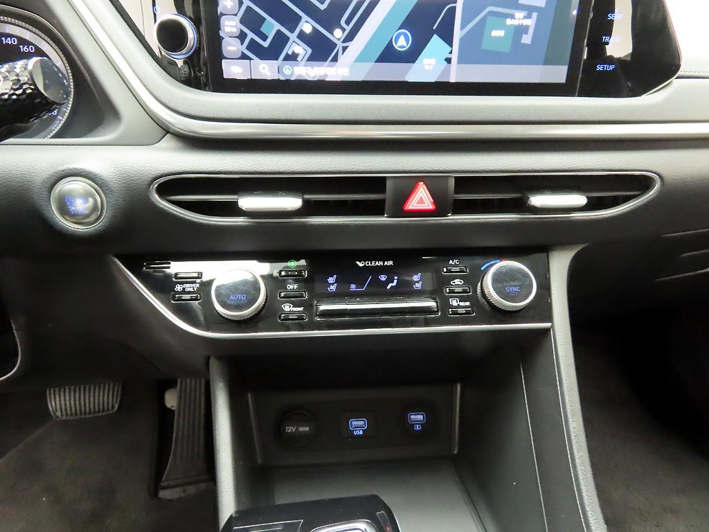 HYUNDAI Sonata - Vista 10