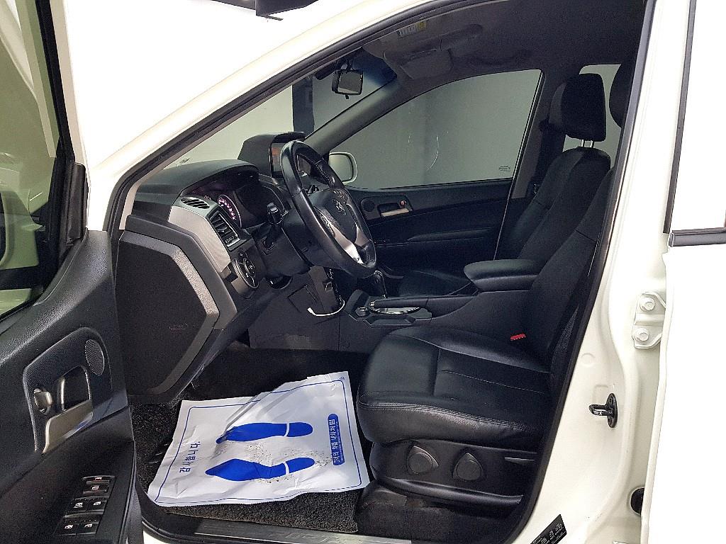 Ssangyong Korando - Vista 8