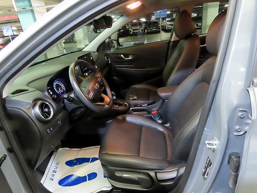 HYUNDAI Kona - Vista 6