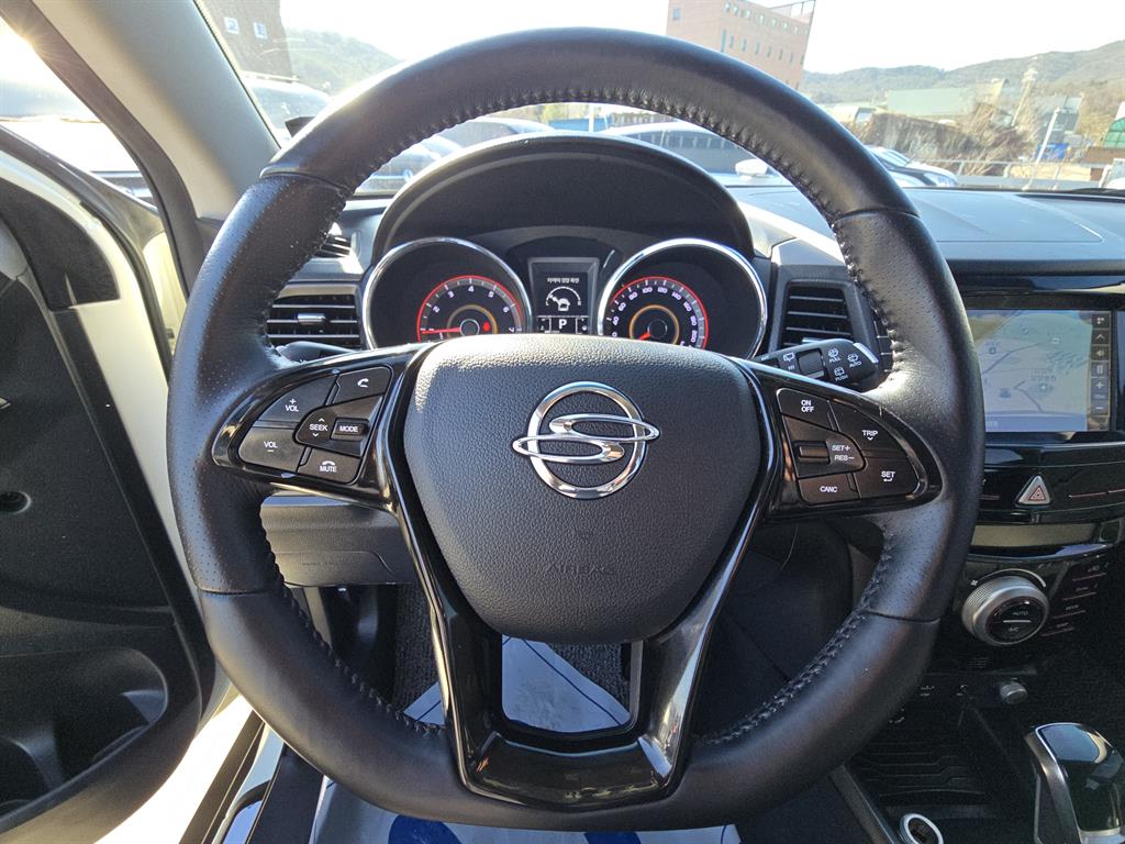 Ssangyong Tivoli - Vista 10