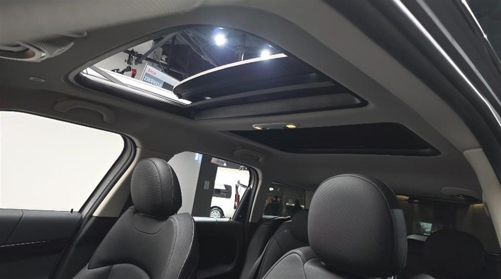 Mini Countryman 2023 Gris - Importación desde Corea - HF Imports Iquique - Foto 19